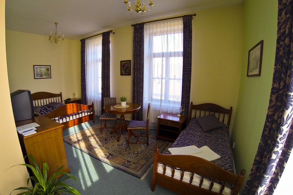 Hotel Zlata Stoupa Kutna Hora Bilik gambar